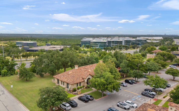 Pictures of Office property located at 6618 Sitio Del Rio Blvd, Austin, TX 78746 for sales - image #1