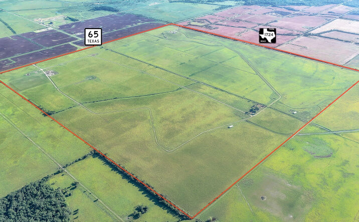 Pictures of Land property located at TBD Hwy 65 & FM 1724, Anahuac, Texas, 77514, null, TX 77514 for sales - image #1