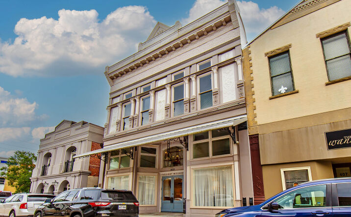 Pictures of Office property located at 405 W 3rd St, Thibodaux, LA 70301 for sales - image #1