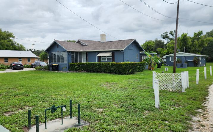 Pictures of Multifamily property located at 1310 N Combee Rd, Lakeland, FL 33801 for sales - image #1