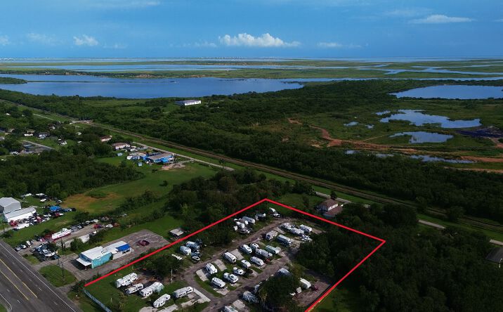 Pictures of Land, Mobile Home Park, Special Purpose property located at 6127 Hwy 6, Hitchcock, TX 77563 for sales - image #1