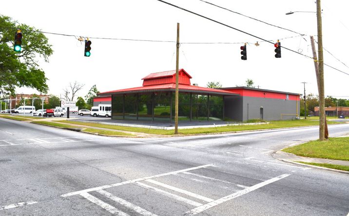 Pictures of Office property located at 630 West Broad Avenue, Albany, GA 31701 for comps - image #1