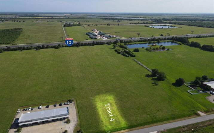 Pictures of Land property located at 0 E Miller Avenue, Iowa, LA 70647 for sales - image #1