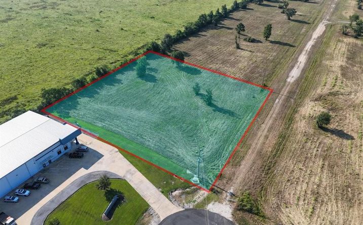 Pictures of Land, Industrial property located at 7 Horseman Drive, Lake Charles, LA 70615 for sales - image #1