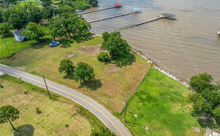 Pictures of Land property located at 381 Miguel Street, Lake Charles, LA 70607 for sales - image #1