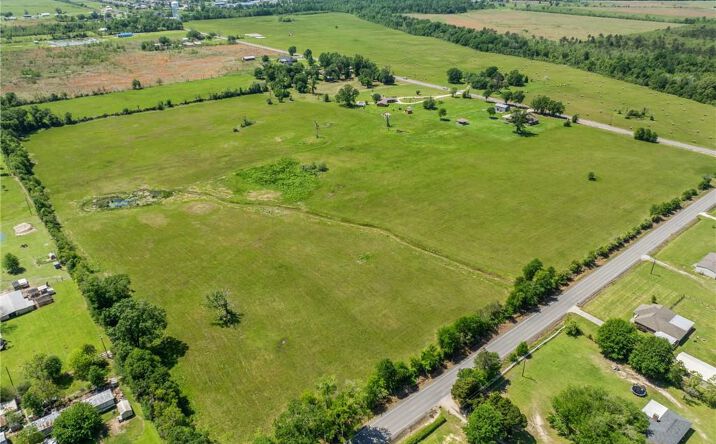 Pictures of Land property located at 0 Topsy Road, Lake Charles, LA 70611 for sales - image #1