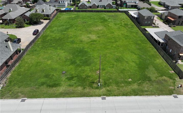 Pictures of Land property located at 0 W Prien Lake Road, Lake Charles, LA 70605 for sales - image #1