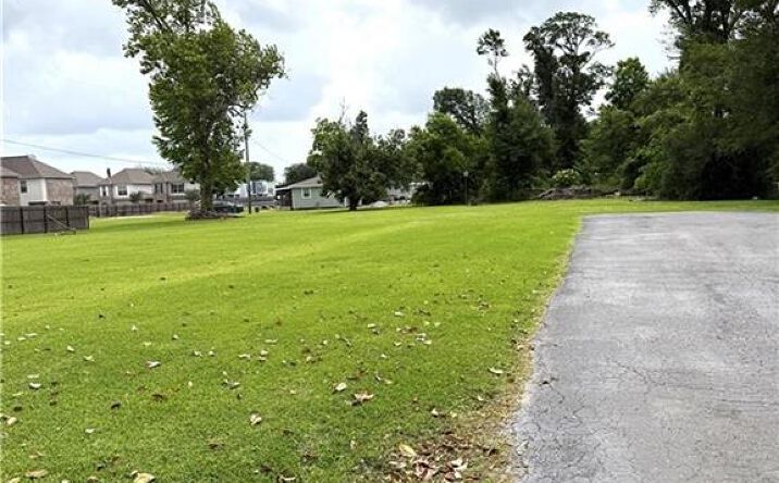 Pictures of Land property located at 3619 Heard Road, Lake Charles, LA 70605 for sales - image #1