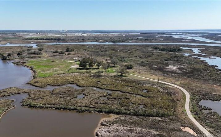 Pictures of Land property located at 7843 Highway 27 Highway S, Sulphur, LA 70665 for sales - image #1