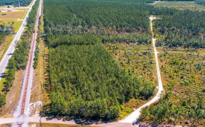 Pictures of Land property located at 1 Pilgrim Rest Road, Dequincy, LA 70633 for sales - image #1