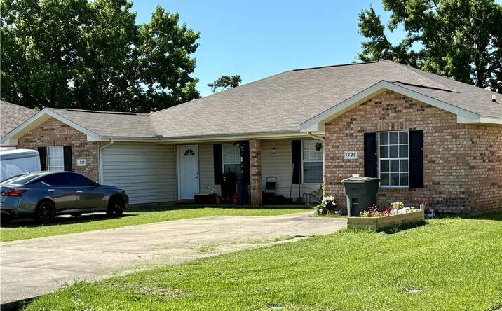 Pictures of Multifamily, Land property located at 1723 N Tallowood Drive, Lake Charles, LA 70605 for sales - image #1