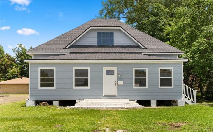 Pictures of Multifamily property located at 1627 Bilbo Street, Lake Charles, LA 70601 for sales - image #1