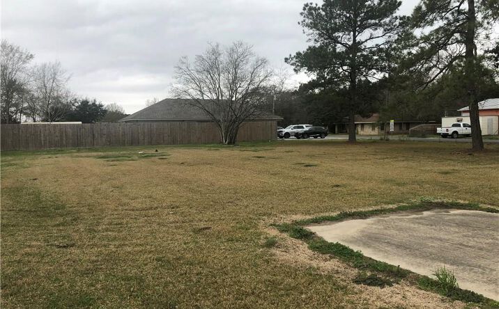 Pictures of Land property located at 5728 Common Street, Lake Charles, LA 70605 for sales - image #1