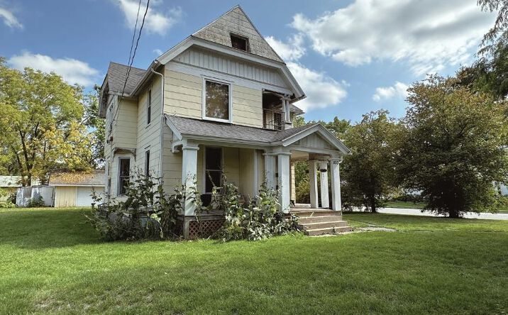 Pictures of Multifamily property located at 800 N Main Street, Lake Mills, WI 53551 for sales - image #1