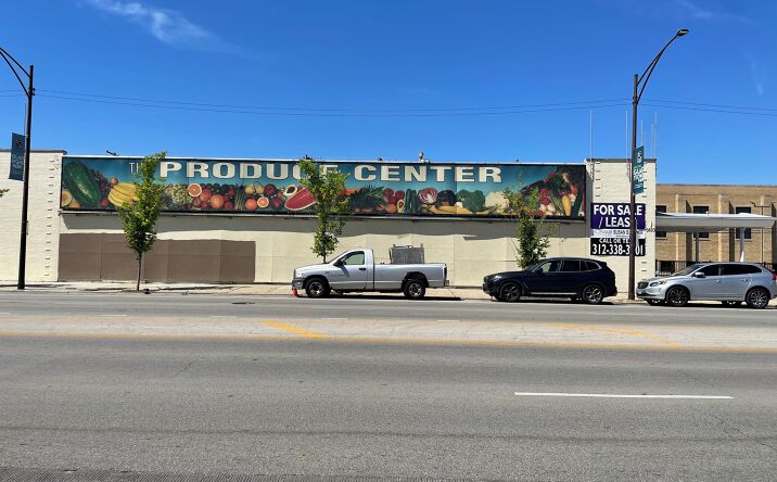 Pictures of Retail property located at 5820 N Milwaukee Avenue, Chicago, IL 60646 for sales - image #1