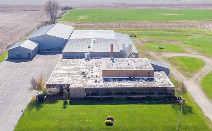 image of property at 14729 SPRING VALLEY RD Morrison IL 61270-9791