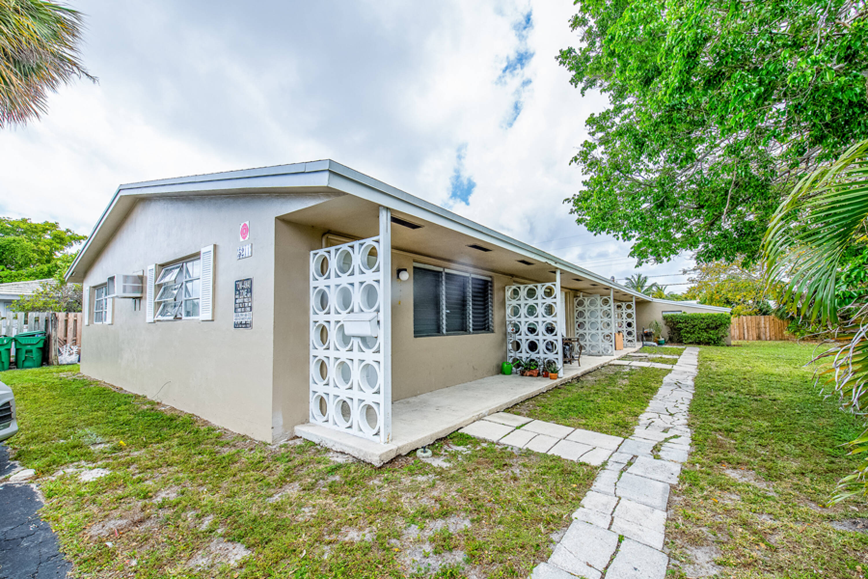 5211 - 5221 NE 18th Ave  
