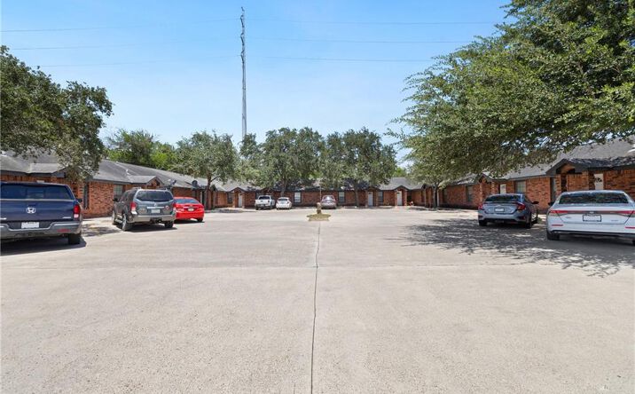 Pictures of Multifamily property located at 3709 W Monte Cristo Road, Edinburg, TX 78541 for sales - image #1
