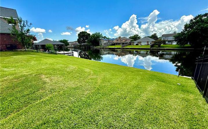 Pictures of Land property located at 234 Spinnaker Dr, Slidell, LA 70458 for sales - image #1