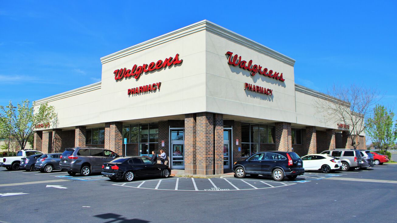 4495 Mack Road, Sacramento, CA 95823