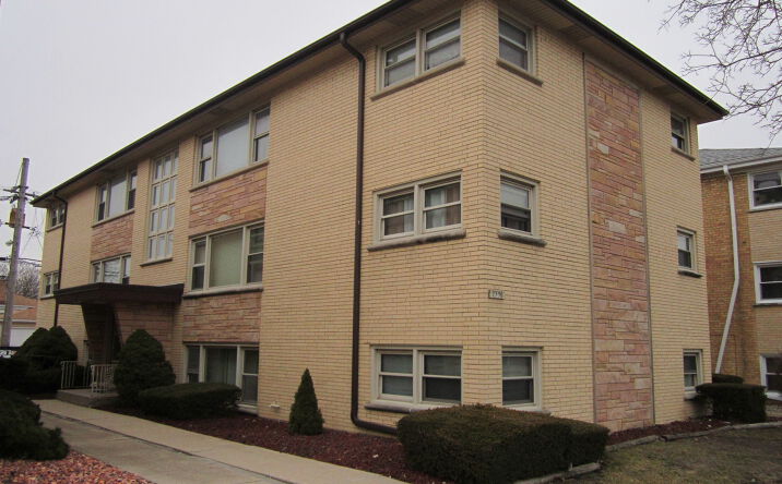 image of property at 7332 N HARLEM AVE Chicago IL 60631
