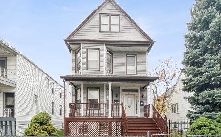 image of property at 4326 N AVERS AVE Chicago IL 60618-1072