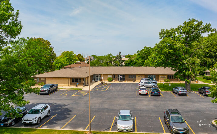 Pictures of Business for Sale, Office, Retail property located at 402 W Boughton Road, Bolingbrook, IL 60440 for sales - image #1