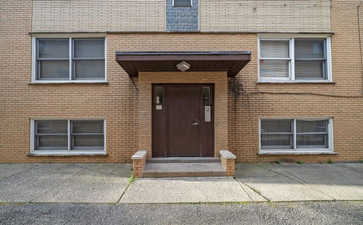 Pictures of Multifamily property located at 12452 Fairview Avenue, Blue Island, IL 60406 for sales - image #1