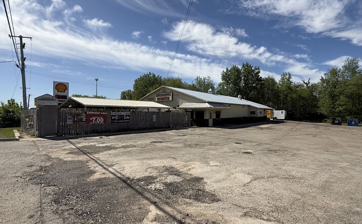 Pictures of Mixed Use property located at 2143 - 2145 W Galena Avenue, Freeport, IL 61032 for sales - image #1
