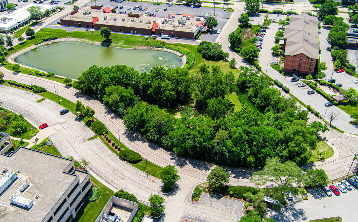 Pictures of Land property located at 250 St Regis, Lombard, IL 60148 for sales - image #1
