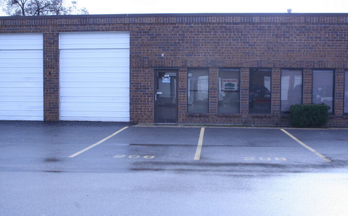 image of property at 950 N RAND RD Wauconda IL 60084-1155