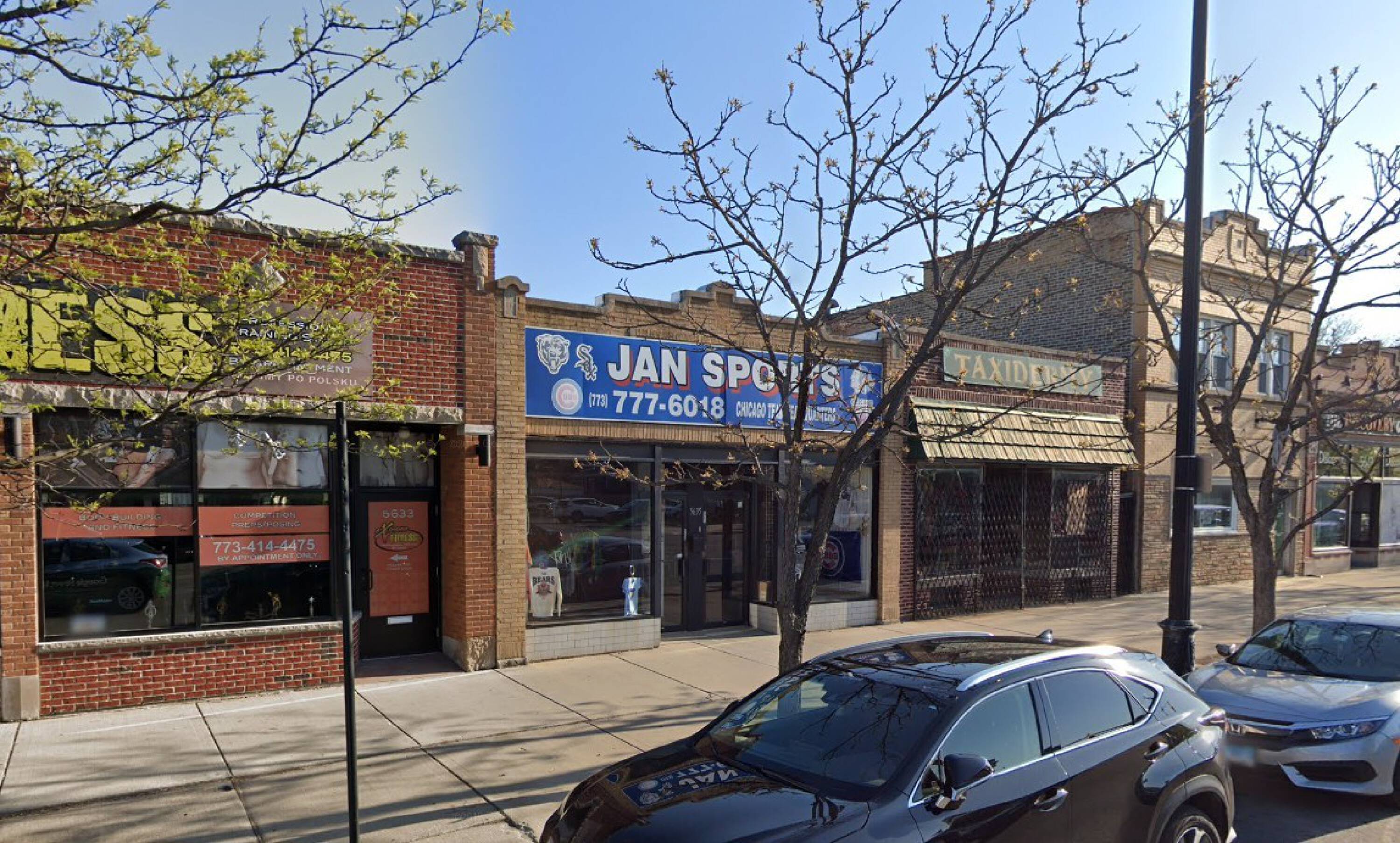 5635 W Irving Park Rd  