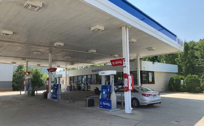 Pictures of Business for Sale, Retail property located at 999 Confidential, Confidential, IL 99999 for sales - image #1
