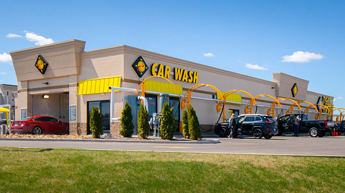 1200 Maple Street, Farmington, MO 63640