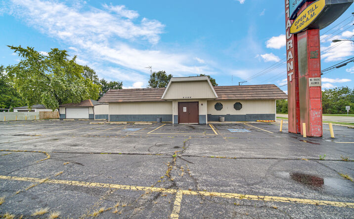 Pictures of Mixed Use, Multifamily, Retail property located at 18301 Oak Park Avenue, Tinley Park, IL 60477 for sales - image #1