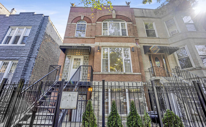 Pictures of Multifamily property located at 929 N Fairfield Avenue, Chicago, IL 60622 for sales - image #1