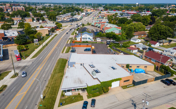 Pictures of Industrial property located at 1628-30 Rand Road, Des Plaines, IL 60016 for sales - image #1