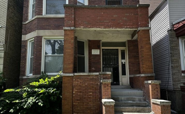 Pictures of Multifamily property located at 7142 S LOWE Avenue, Chicago, IL 60621 for sales - image #1