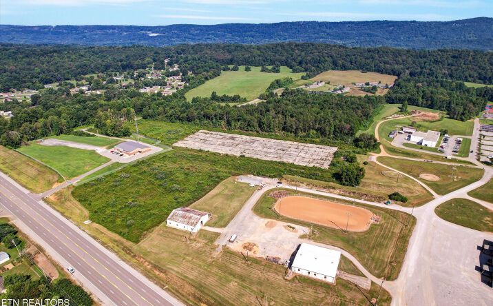 Pictures of Land property located at 4382 Roane State Hwy, Rockwood, TN 37854 for sales - image #1