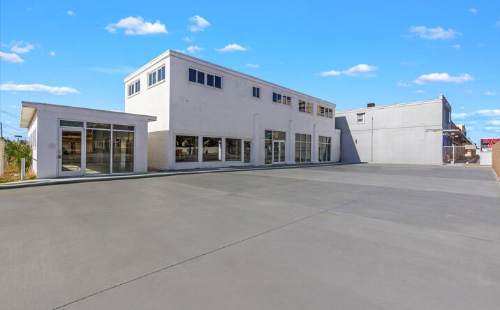 Pictures of Retail, Office, Special Purpose property located at 2020 S Atlantic Ave, Daytona Beach Shores, FL 32118 for sales - image #1