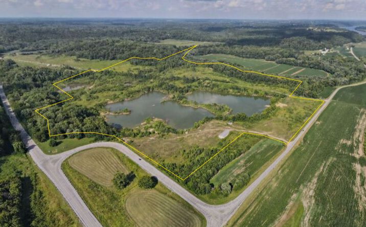 Pictures of Land property located at 3200 W Hwy 11 SW, Mauckport, IN 47142 for sales - image #1