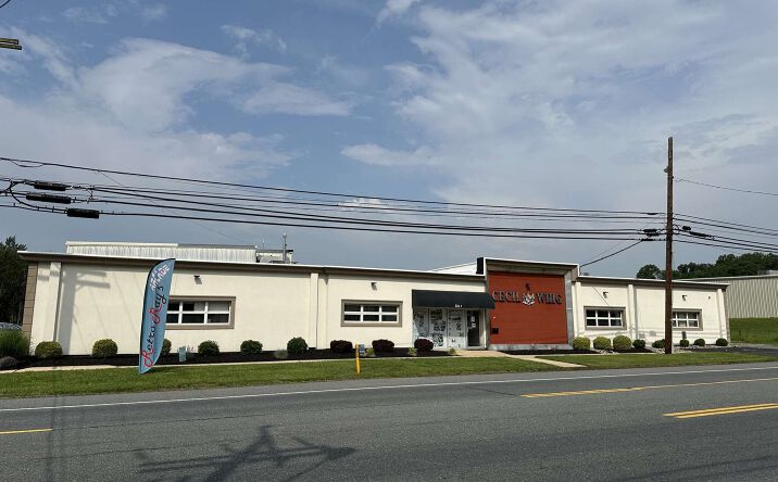 Pictures of Retail property located at 601 N Bridge St, Elkton, MD 21921 for sales - image #1