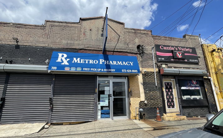 Pictures of Industrial, Mixed Use, Retail property located at 707 frelinghuysen ave, Newark, NJ 07114 for sales - image #1