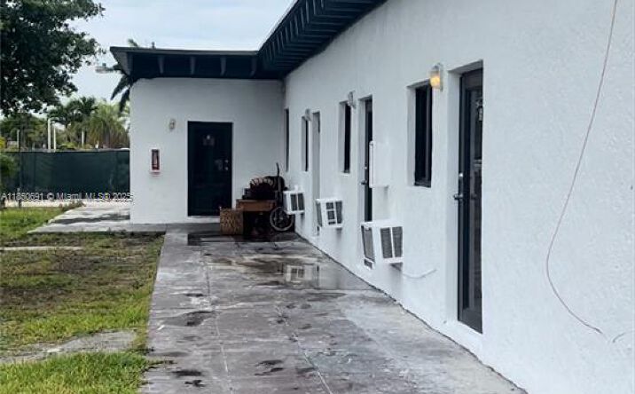Pictures of Land property located at 1427 NW 2nd Ave, Florida City, FL 33034 for sales - image #1