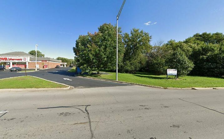 Pictures of Retail property located at 2266 N Main St, Crown Point, IN 46307 for sales - image #1