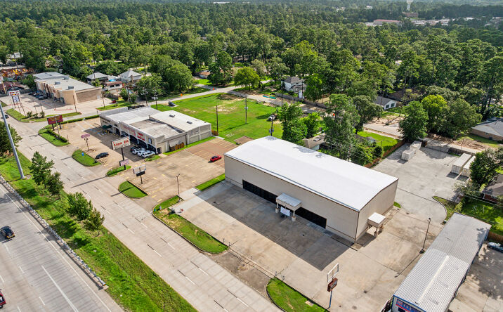 Pictures of Mixed Use, Office, Retail property located at 26222 I-45, Spring, TX 77386, 26214 I-45, Spring, TX 77386 for sales - image #1