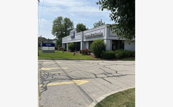 Pictures of Office, Retail, Special Purpose property located at 3005 Grape Rd., Mishawaka, IN 46545 for sales - image #1
