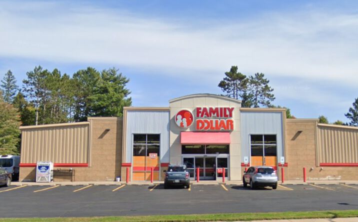 Pictures of Retail property located at 861 4th Ave S, Park Falls, WI 54552 for sales - image #1