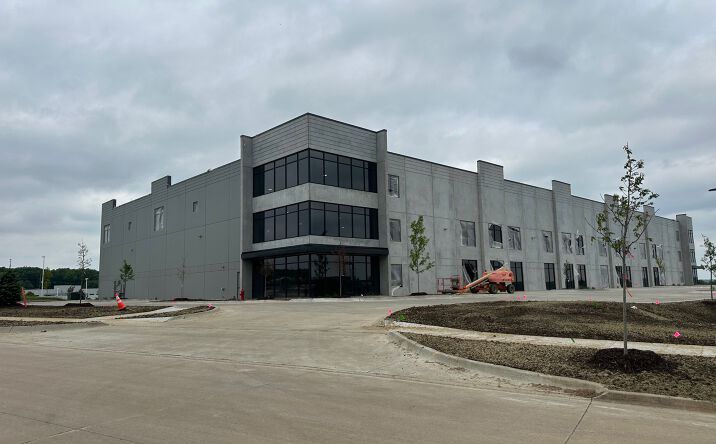 Pictures of Industrial property located at 6001 Thornton Ave, Des Moines, IA 50321 for sales - image #1