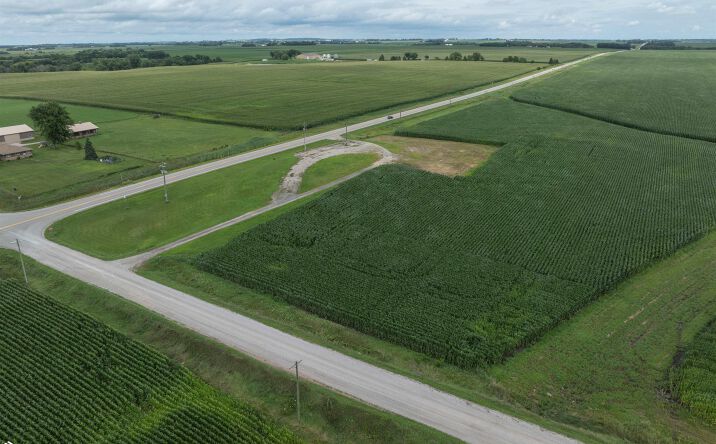 Pictures of Land property located at PARCEL "A" LOCA 55th St Street, Vinton, IA 52349 for sales - image #1